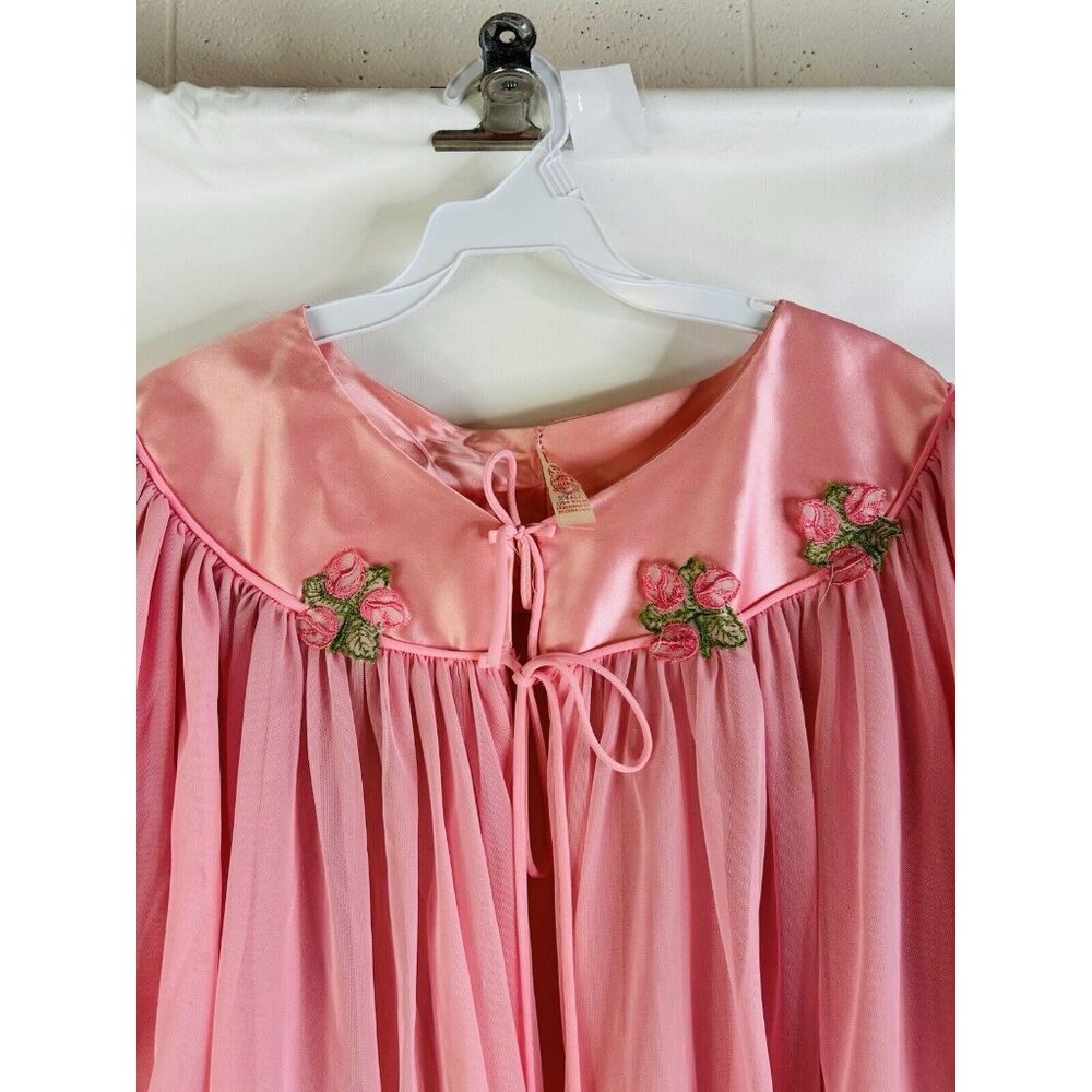Vintage 60s Pink Nylon Chiffon Flowy Peignoir Gown USA  Fairy Angel - Picture 2 of 8
